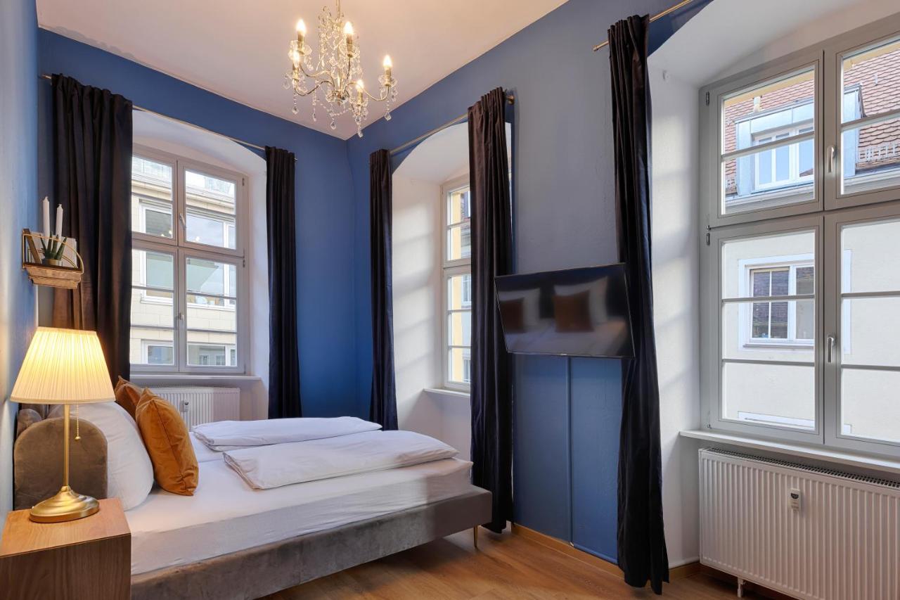 Homie Stay Am Marktplatz - Wohnen Im Historischen Balthasar-Neumann-Apartment Würzburg Esterno foto
